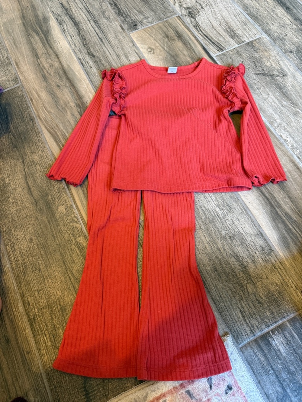 Old Navy Girls Ribbed Two-Piece Set in Rust/Orange